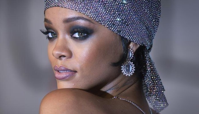 Rihanna Goes After Victoria’s Secret