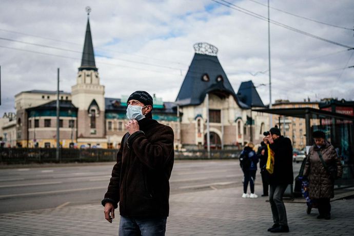 Moscow Mayor: Pandemic on the Decline, Restaurants Open Longer