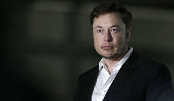 Tesla Boss Musk Hints at Selling More Shares