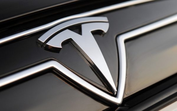 US Starts Investigation into Loose Steering Wheels on Tesla Cars